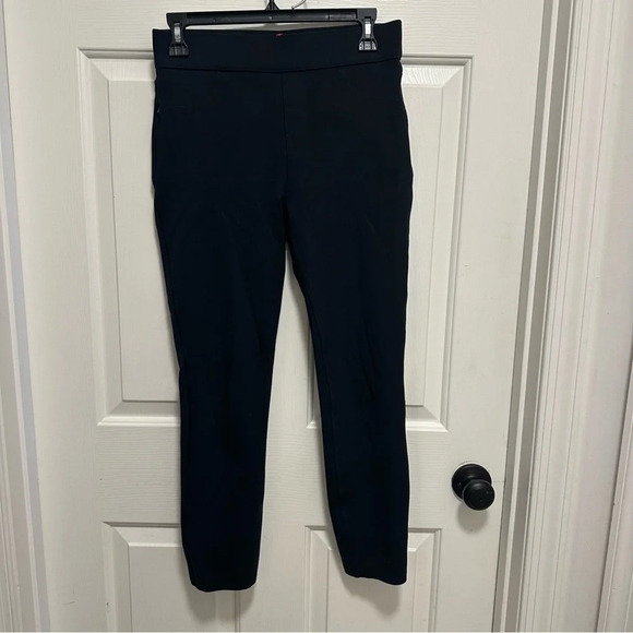 SPANX The Perfect Ankle Stretch Pants Black Size Medium #20202R 17748 08181700 - Picture 1 of 6